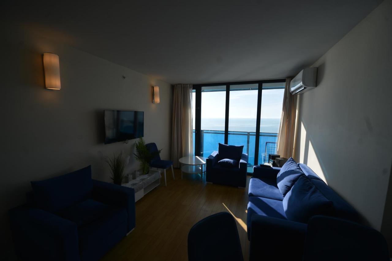 Orbi City Twins Tower Batumi Esterno foto