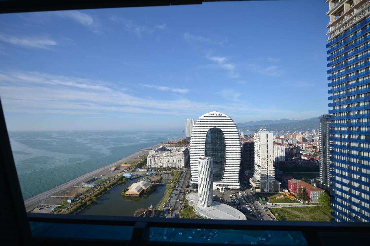 Orbi City Twins Tower Batumi Esterno foto